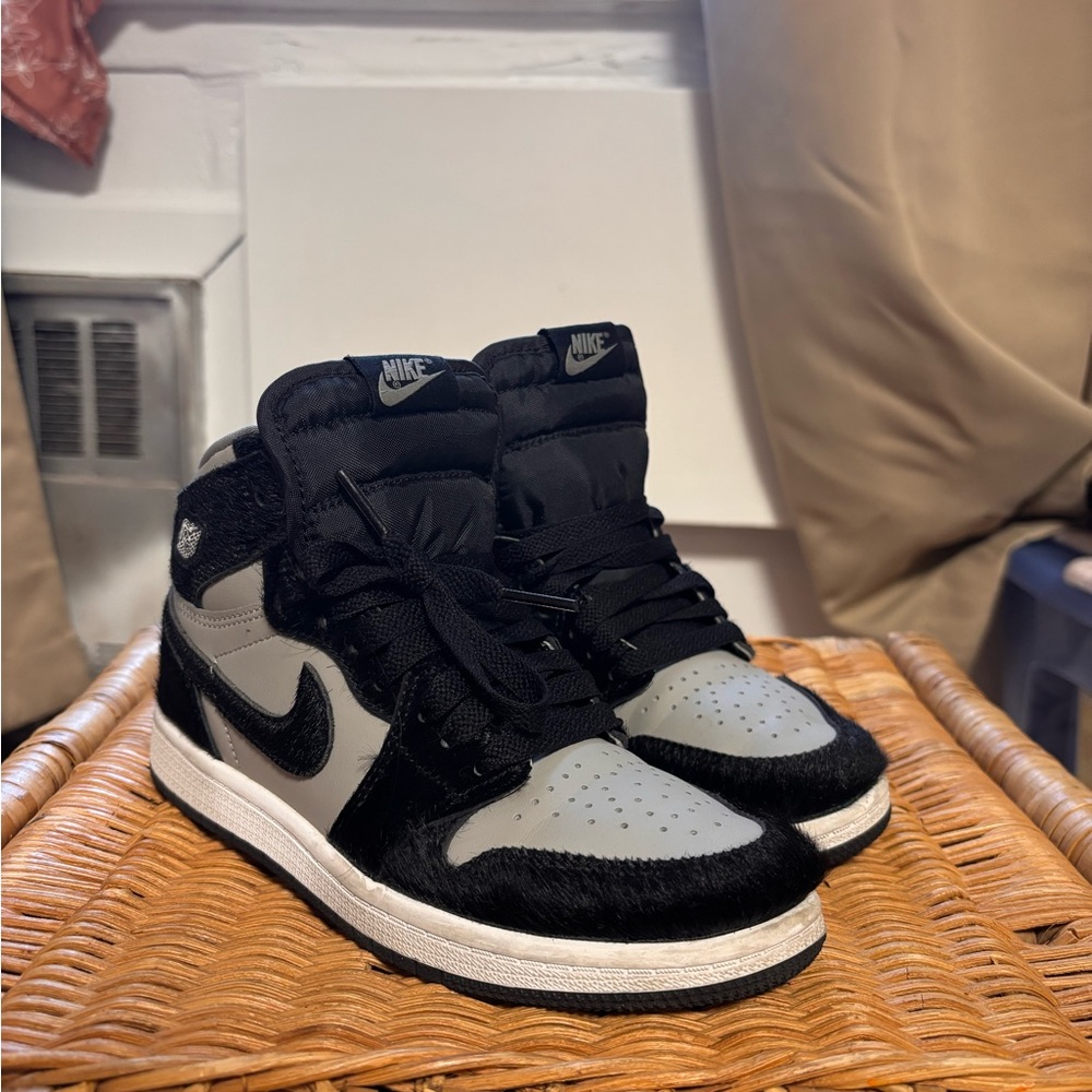 Nike Black and Gray High-Tops